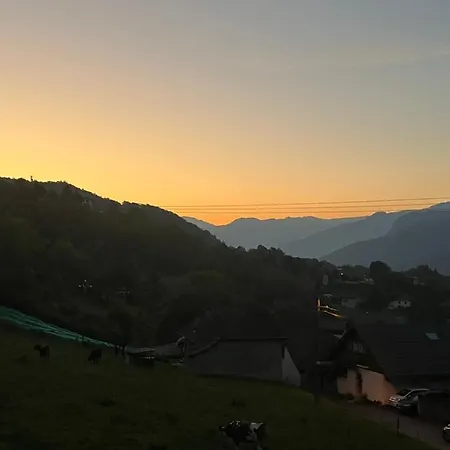 Apartamento Entre Vignes Et Montagnes *